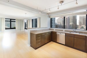 199 NEWMONTGOMERY 1207 KITCH 2